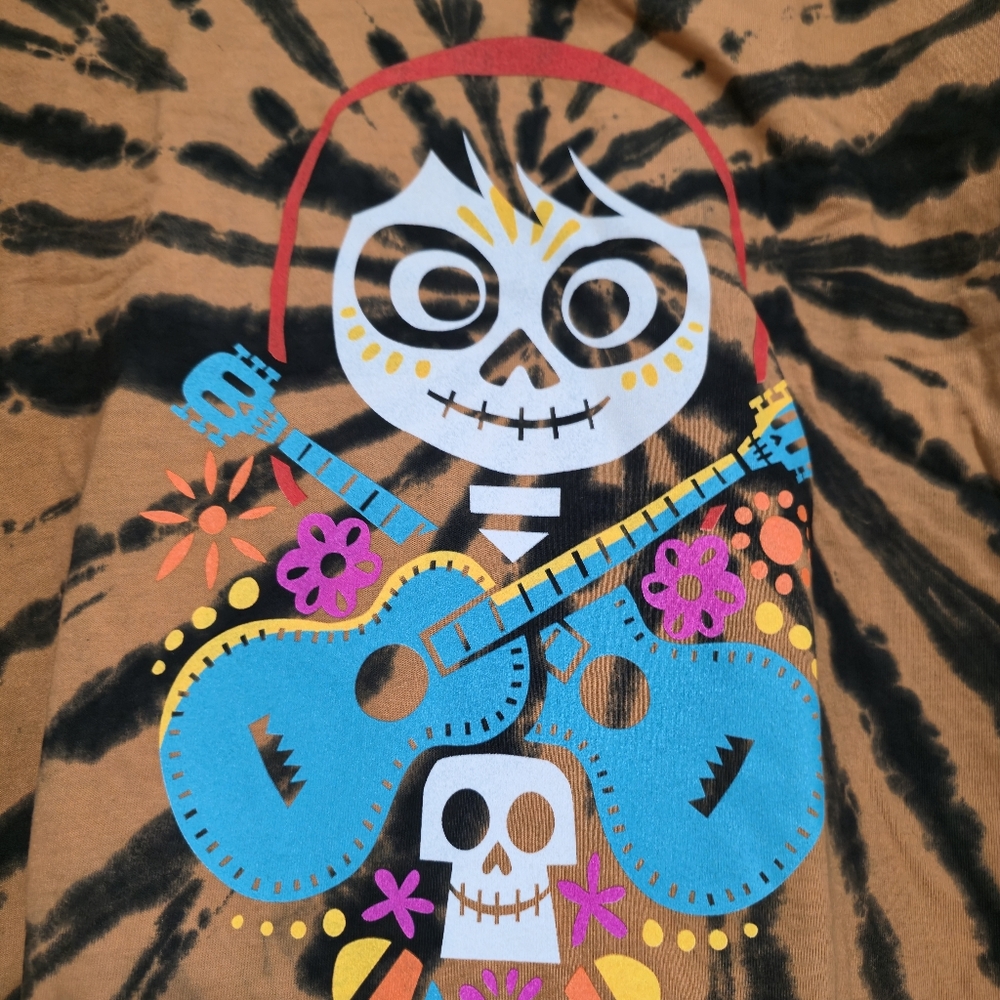 Disney Pixar Coco Brown Tie-Dye Miguel Skeleton Graphic Tee Plus Size 3/4 New - Picture 5 of 16